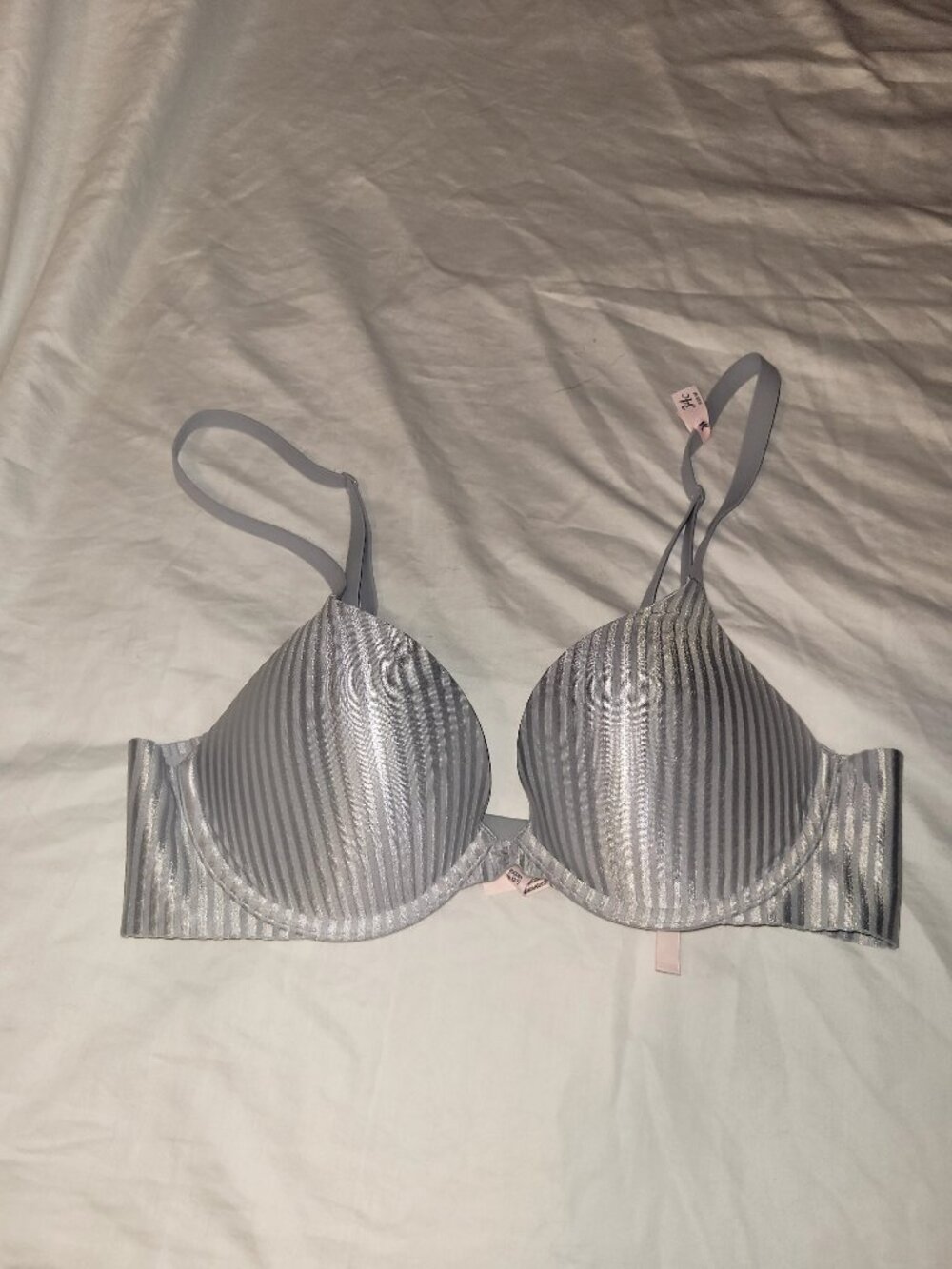 Victoria secret NWT Bra 34C